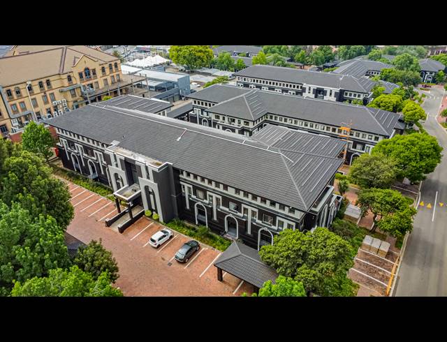 640M² OFFICE TO LET IN HYDE PARK